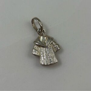 EUC Links of London fur coat sterling silver charm